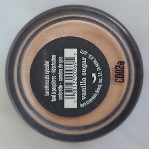 Bare Minerals eye color in Vanilla Sugar